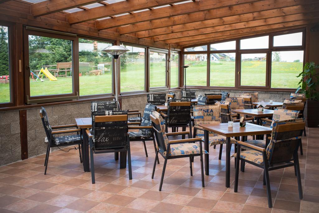Penzion-Restaurant U Svabku Tachov  Buitenkant foto